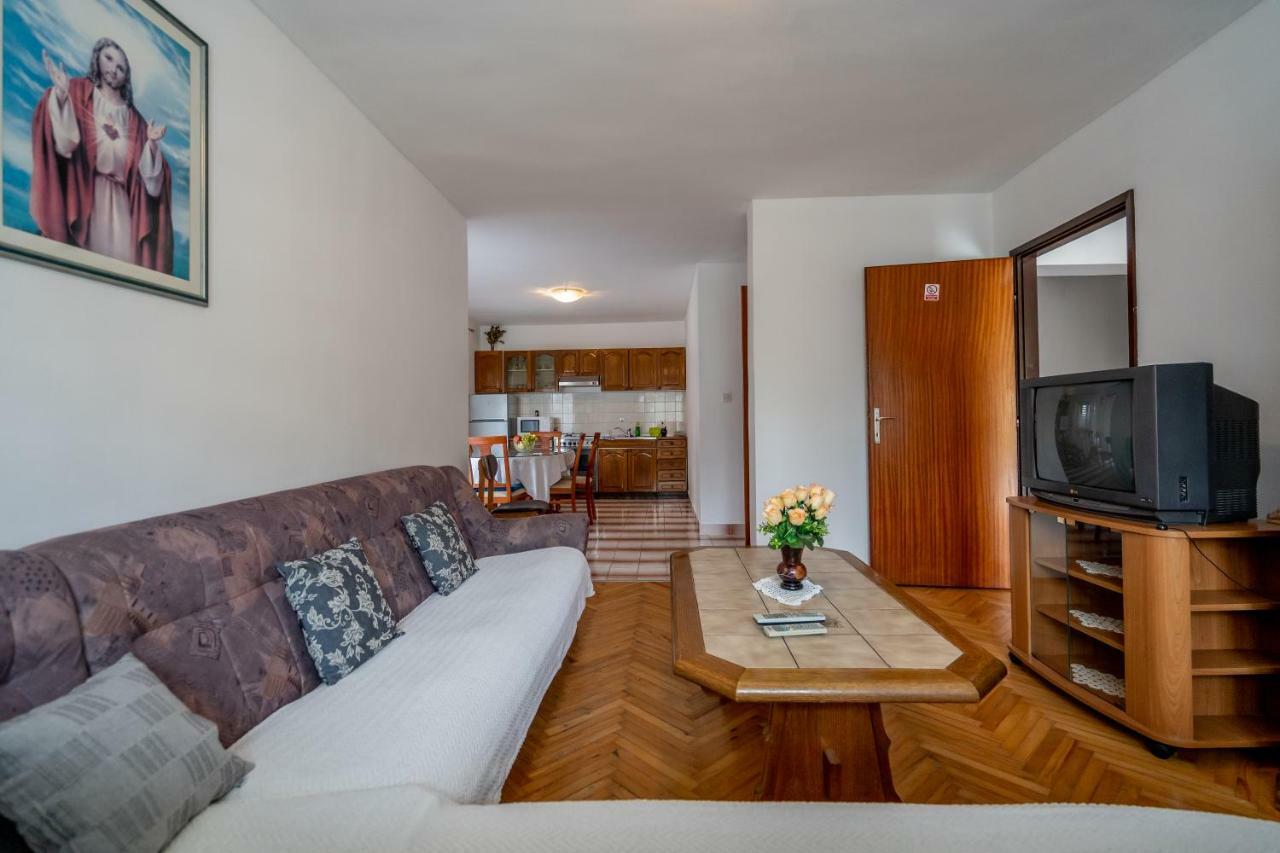 Apartment Matija Podstrana Exteriér fotografie