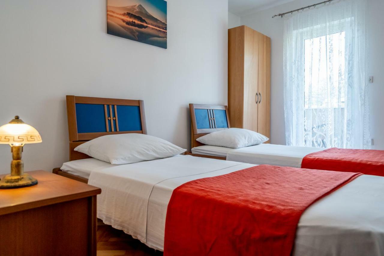 Apartment Matija Podstrana Exteriér fotografie
